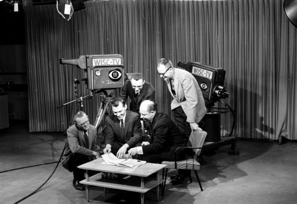 Prepping for charity Christmas show, 1958